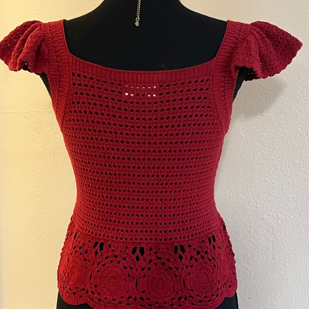 Universal Thread Red Knit Top - Picture 2 of 8